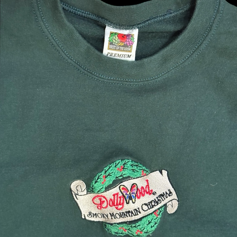 Vintage 90s Dollywood Smoky Mountain Christmas Green crewneck sweatshirt Size XL - Picture 3 of 5